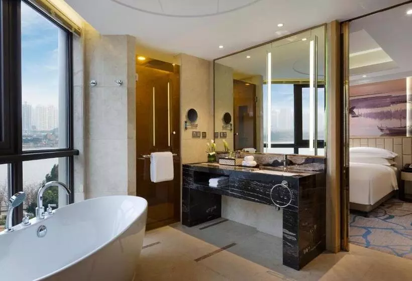 キングサイズベッドのデラックススイート, Pullman Wenzhou