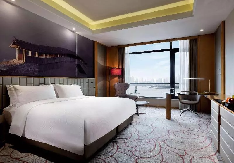 キングサイズベッドのエクゼクティブルーム, Pullman Wenzhou