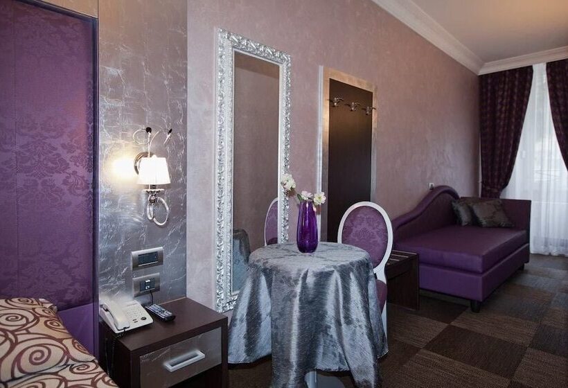 חדר סופריור, Romano