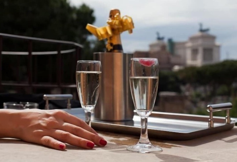 חדר דלוקס, Romano