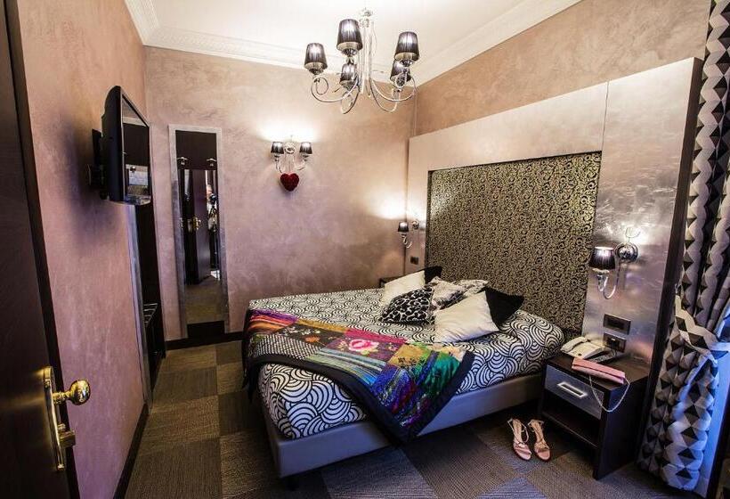 חדר דלוקס, Romano