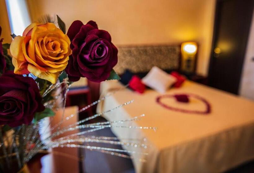 חדר סופריור, Romano