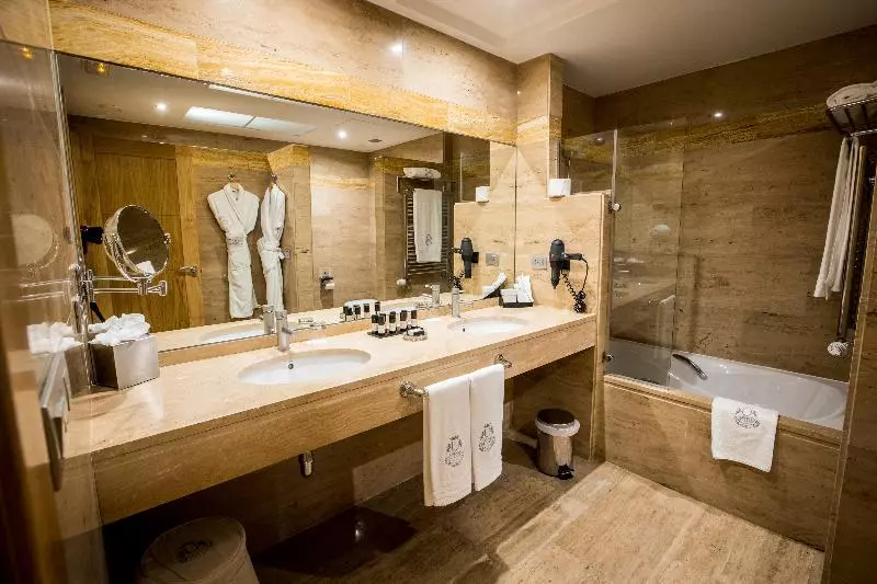 اتاق لوکس با چشم‌انداز باغ, Oceanica Resort Panglao   Formerly South Palms Resort Panglao