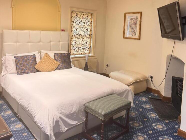 Номер Стандарт, Villare Hitchin Town Centre