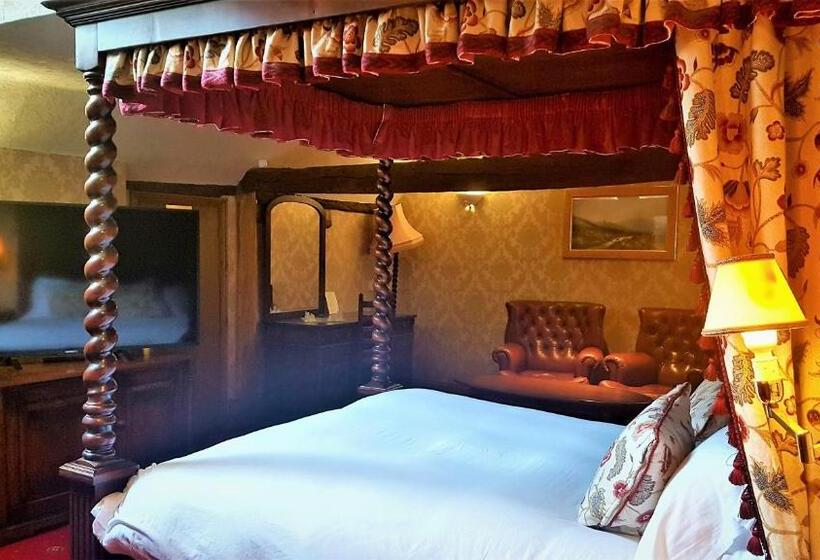 Полулюкс Повышенной Комфортности, Villare Hitchin Town Centre