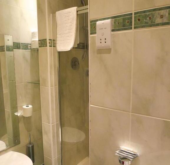 Номер Стандарт, Villare Hitchin Town Centre