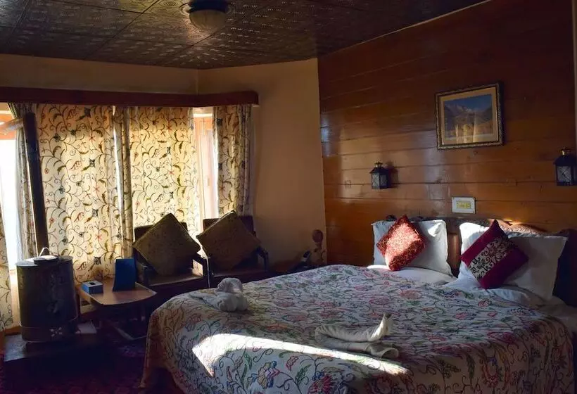 デラックスルーム, Welcome Gulmarg