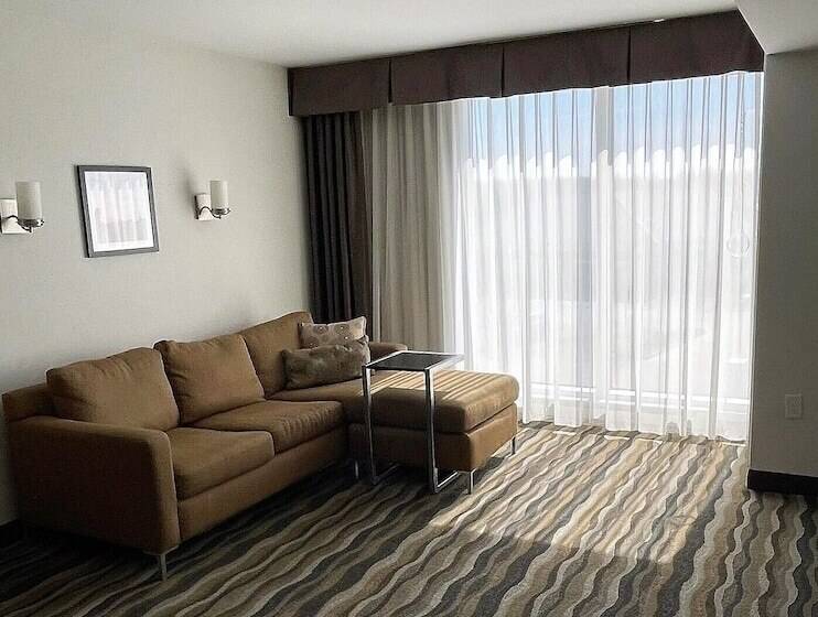 장애인을 위한 스위트, Wyndham Avon