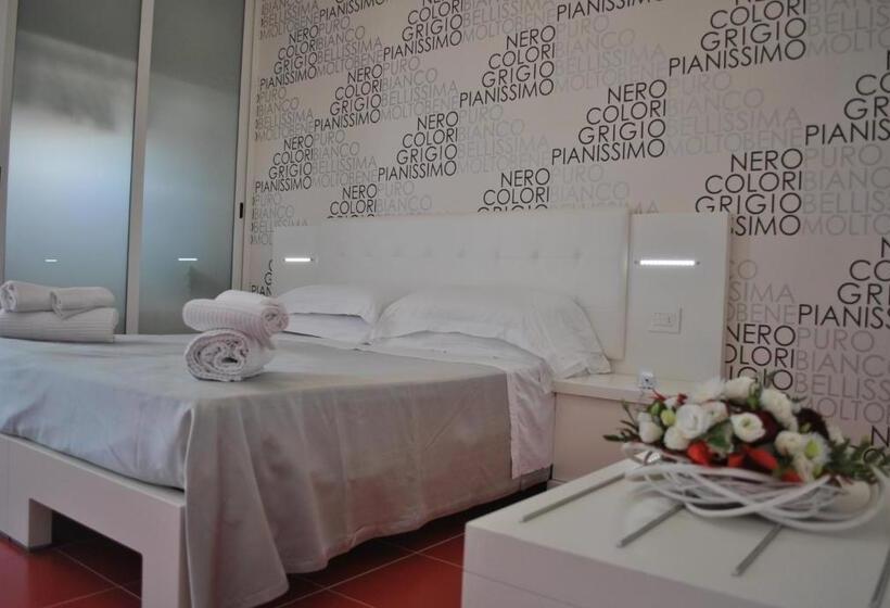 غرفة قياسية ثلاثية, Ah Premium Isola Di Pazze