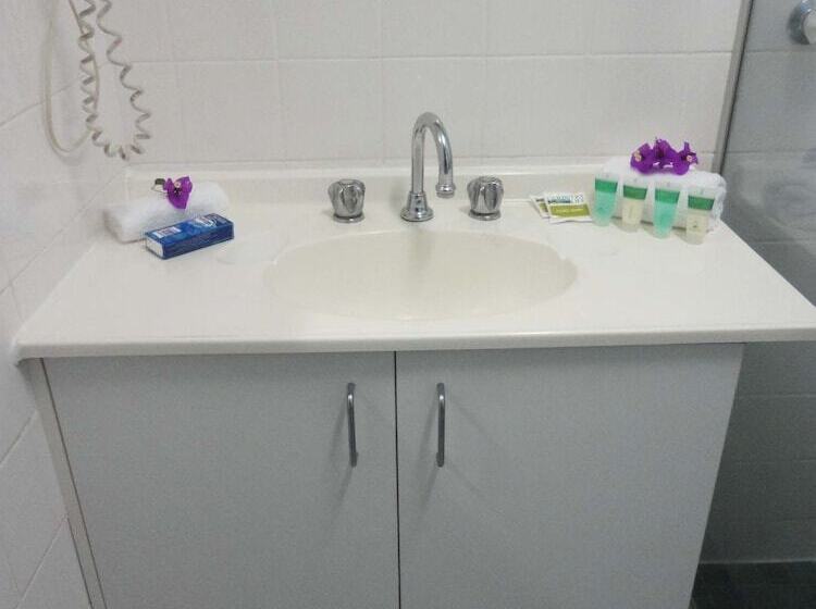 家庭间, Murwillumbah Hotel & Apartments