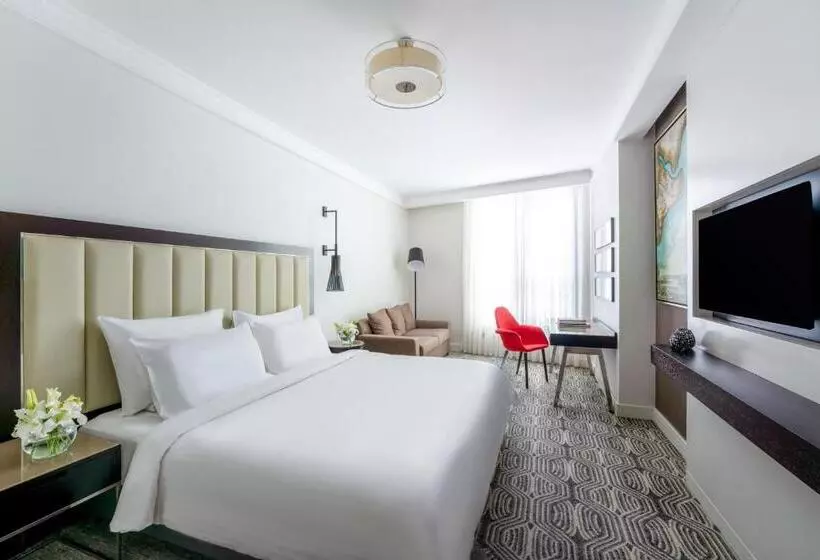 Classic Room King Bed