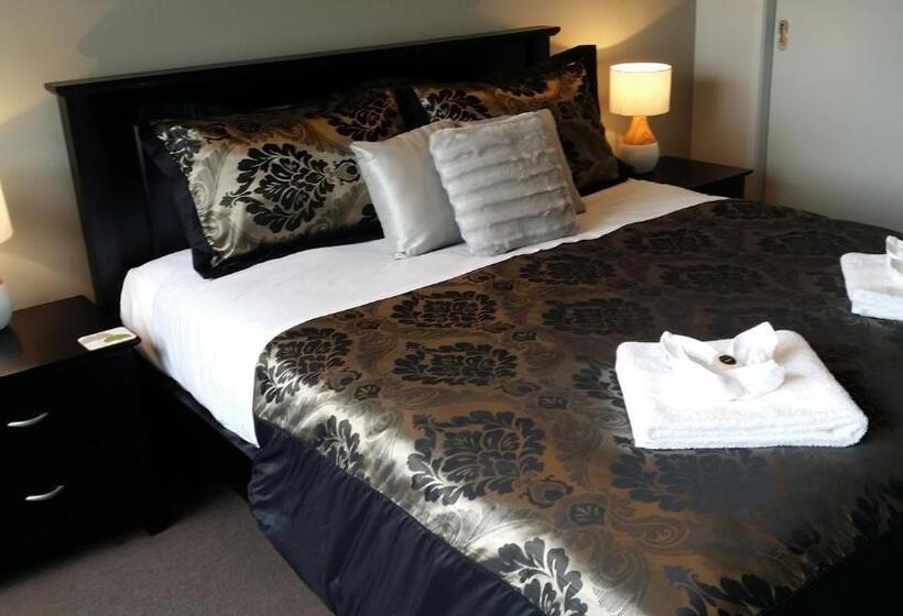 3침실 스위트, Sovereign Pier On The Waterways