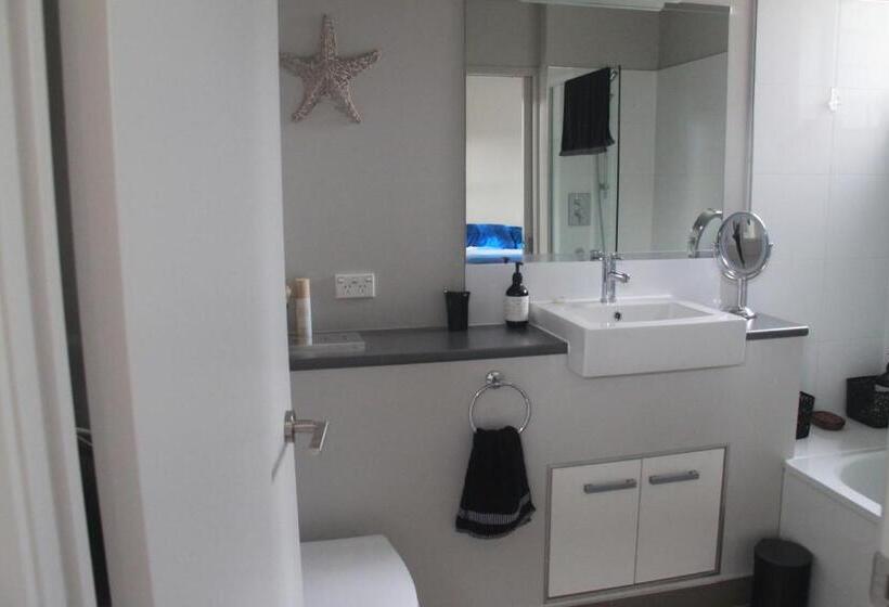 침실 3개 빌라, Sovereign Pier On The Waterways