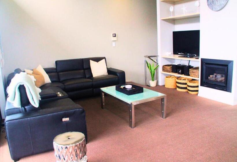 침실 3개 빌라, Sovereign Pier On The Waterways