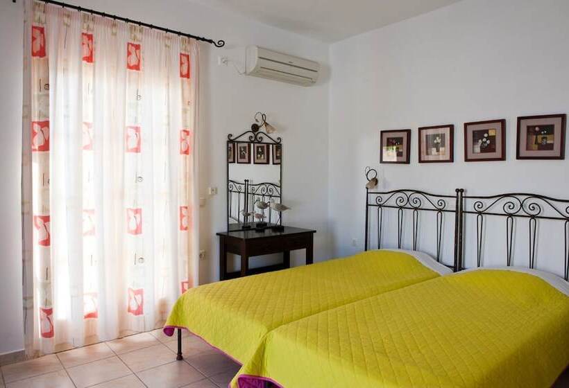 إستوديو قياسى مطلّ علي الحديقة, Zefyros Studios