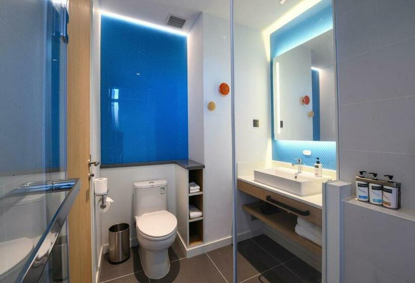 חדר סטנדרט עם מיטת קינג, Holiday Inn Express Tianjin Binhai, An Ihg