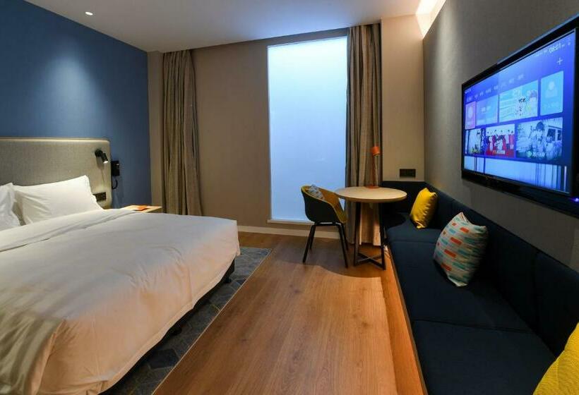 חדר סטנדרט עם מיטת קינג, Holiday Inn Express Tianjin Binhai, An Ihg