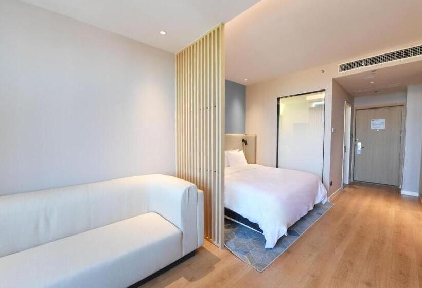 חדר סטנדרט עם מיטת קינג, Holiday Inn Express Tianjin Binhai, An Ihg