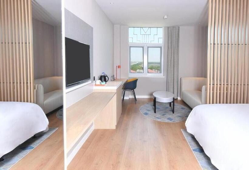 带大床的标准间, Holiday Inn Express Tianjin Binhai, An Ihg