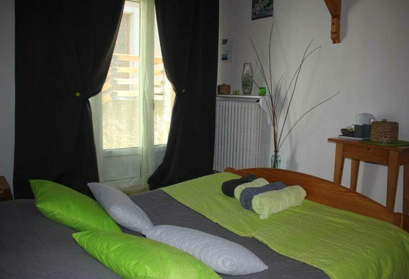 غرفة قياسية, Chambre D Hote De La Fage