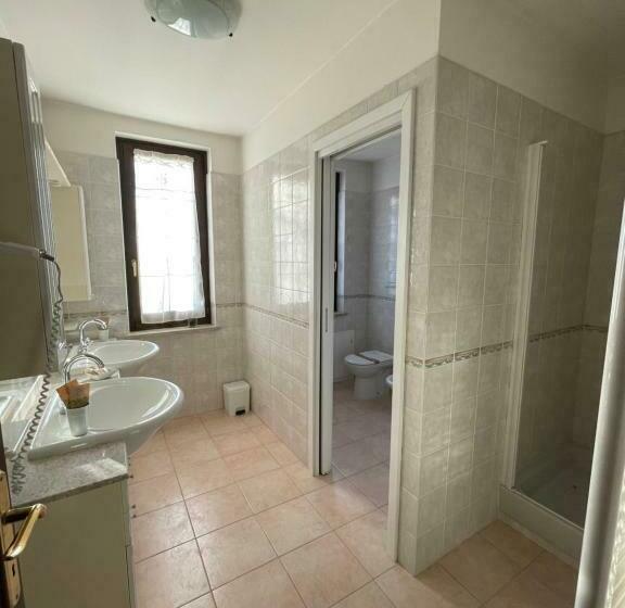 חדר לארבעה סטנדרטי עם מרפסת, Mezzanetti