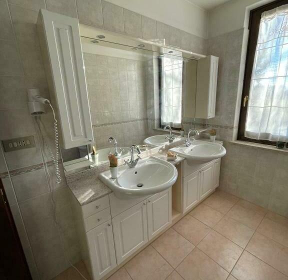 חדר לארבעה סטנדרטי עם מרפסת, Mezzanetti