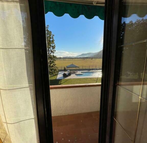 חדר לארבעה סטנדרטי עם מרפסת, Mezzanetti