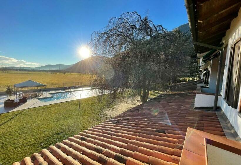 חדר לארבעה סטנדרטי עם מרפסת, Mezzanetti