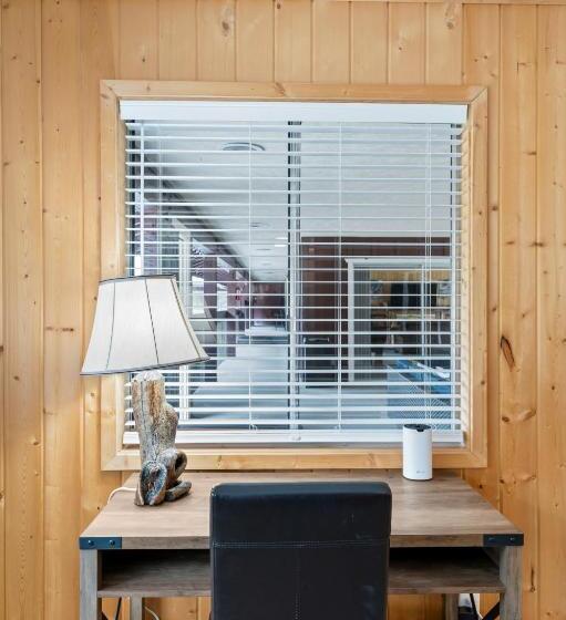 패밀리 스위트, Indian Creek Lodge