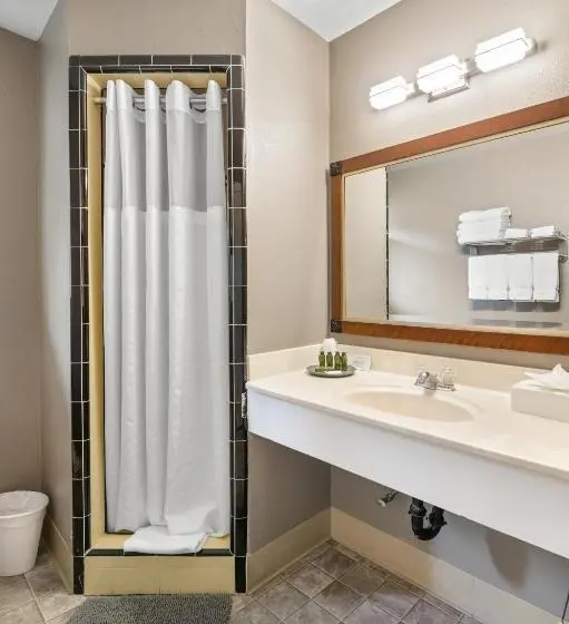 ファミリールーム, Indian Creek Lodge