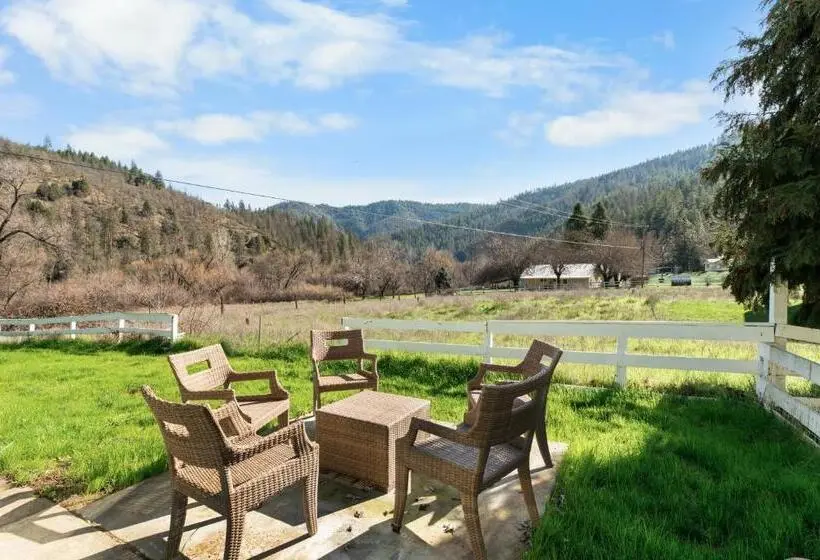 ３ベッドルームハウス, Indian Creek Lodge