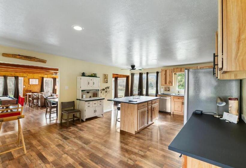 침실 3개 주택, Indian Creek Lodge