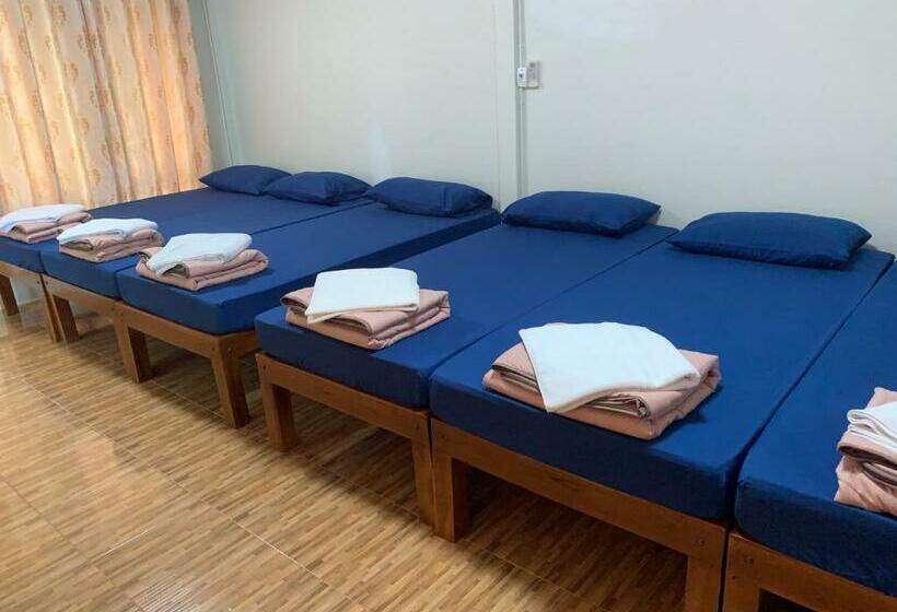 Familienzimmer, เมี่ยงไม้ รีสอร์ท