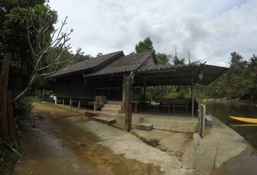 Familienzimmer, เมี่ยงไม้ รีสอร์ท