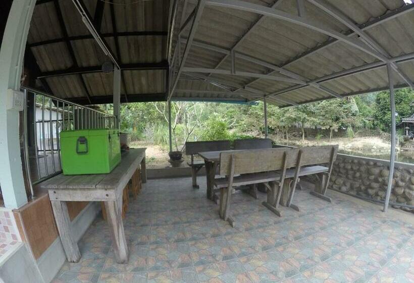 Familienzimmer, เมี่ยงไม้ รีสอร์ท