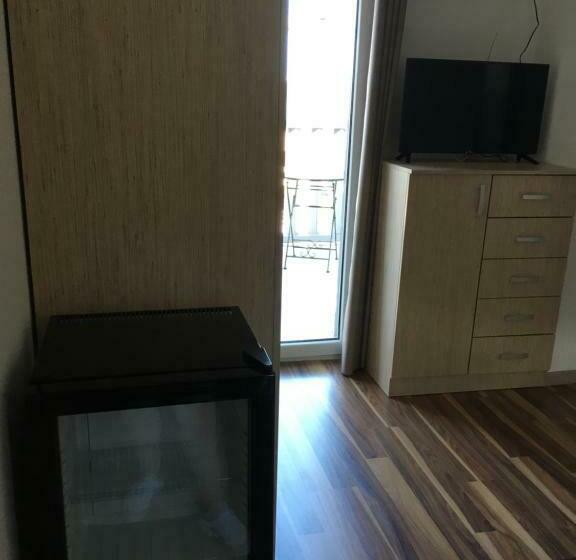 Номер Стандарт, Casa Basgiu, Chambres Avec Balcon Et Table D Hôtes