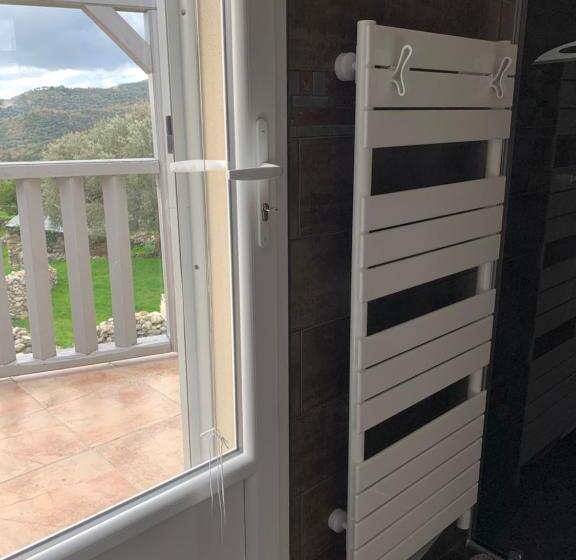 Номер Стандарт, Casa Basgiu, Chambres Avec Balcon Et Table D Hôtes