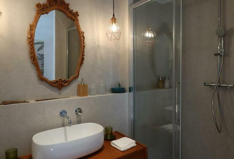 Номер Стандарт, La Maison Des Champs , Chambres D Hotes , Receptions