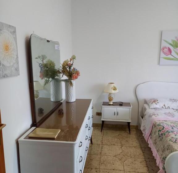 Люкс 2 Спальни, Casa Emilia