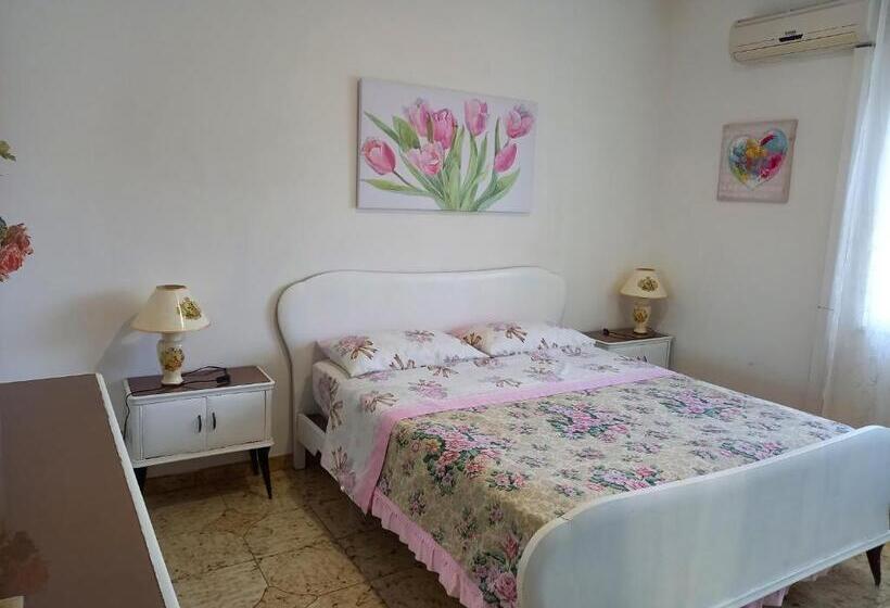 带2个卧室的套房, Casa Emilia