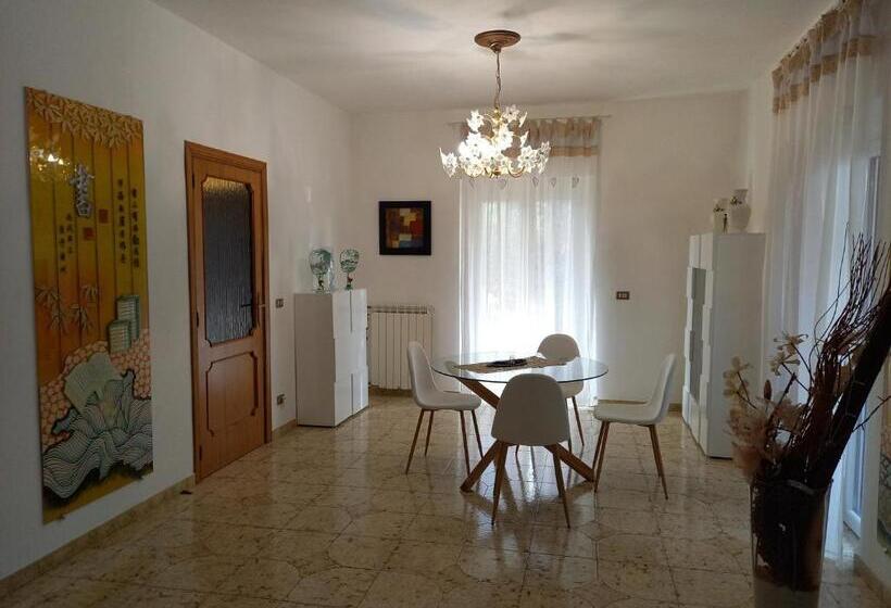 带2个卧室的套房, Casa Emilia