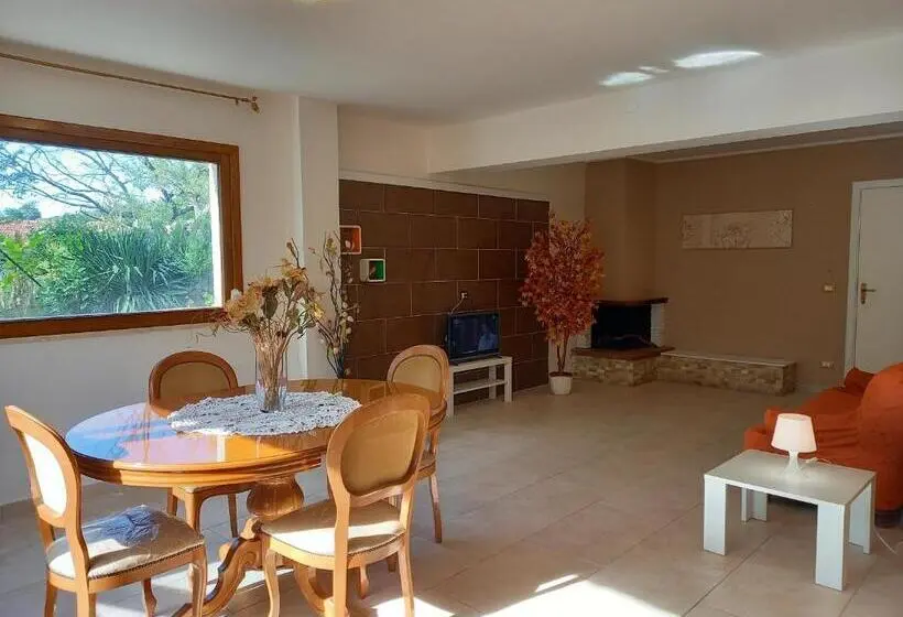 ファミリールーム, Casa Emilia