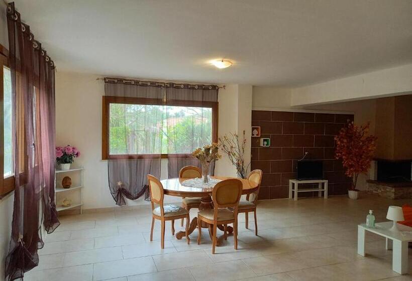 豪华家庭房间, Casa Emilia