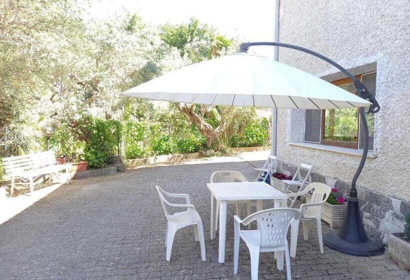 豪华家庭房间, Casa Emilia