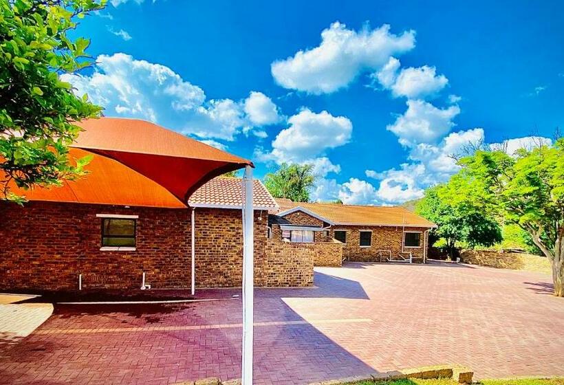 Executive Studio, C&c Hotel Vibes Randpark Ridge Jhb 14 Units Available