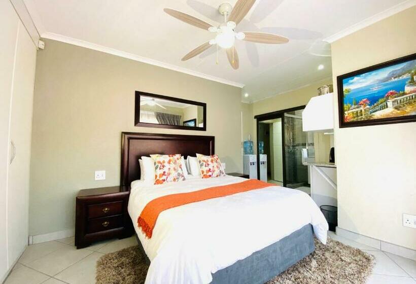 Standaard Studio, C&c Hotel Vibes Randpark Ridge Jhb 14 Units Available