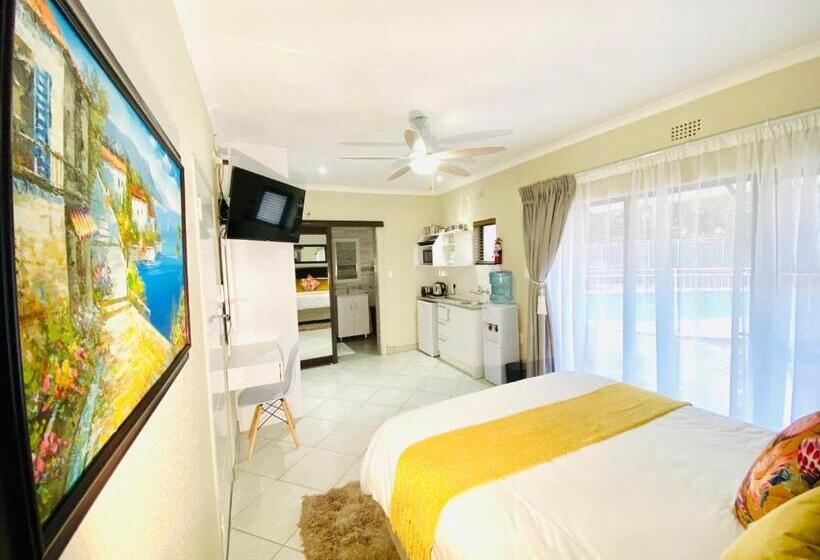 Comfort Studio, C&c Hotel Vibes Randpark Ridge Jhb 14 Units Available