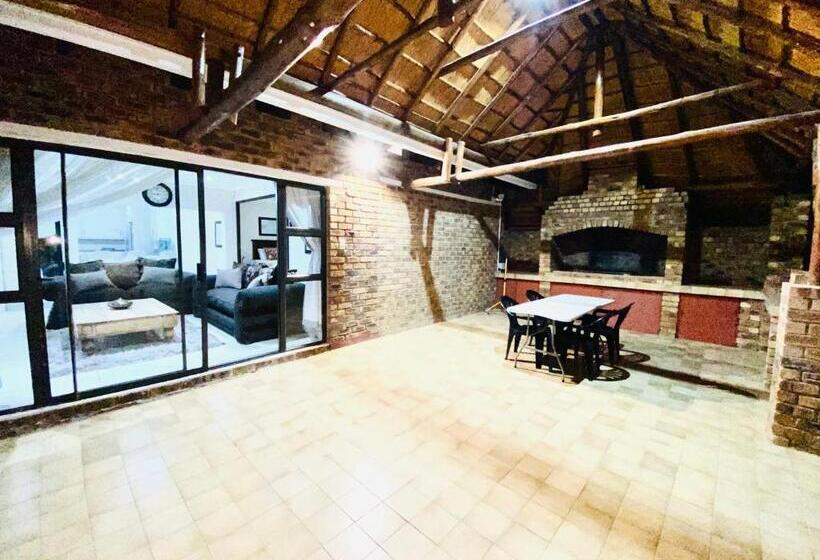 Superior Studio, C&c Hotel Vibes Randpark Ridge Jhb 14 Units Available