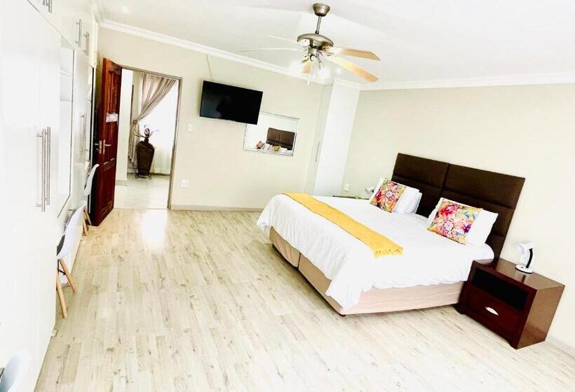 Superior Suite, C&c Hotel Vibes Randpark Ridge Jhb 14 Units Available