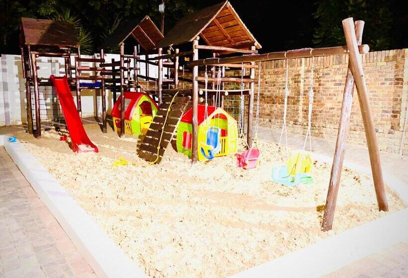 Superior Kamer, C&c Hotel Vibes Randpark Ridge Jhb 14 Units Available